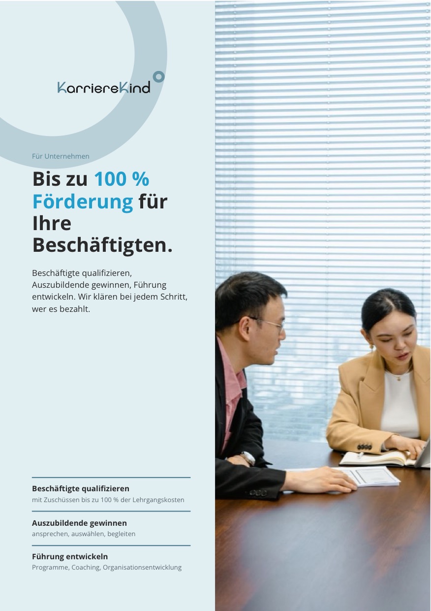 Titelseite der Broschüre KarriereKind Unternehmensservice